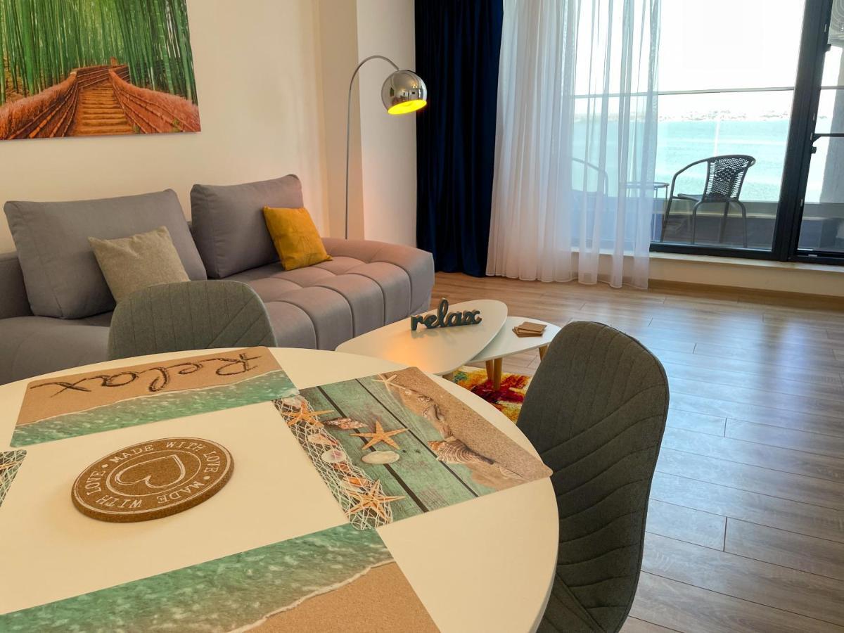 Azure Sea Apartments - Bychoice Mamaia Buitenkant foto
