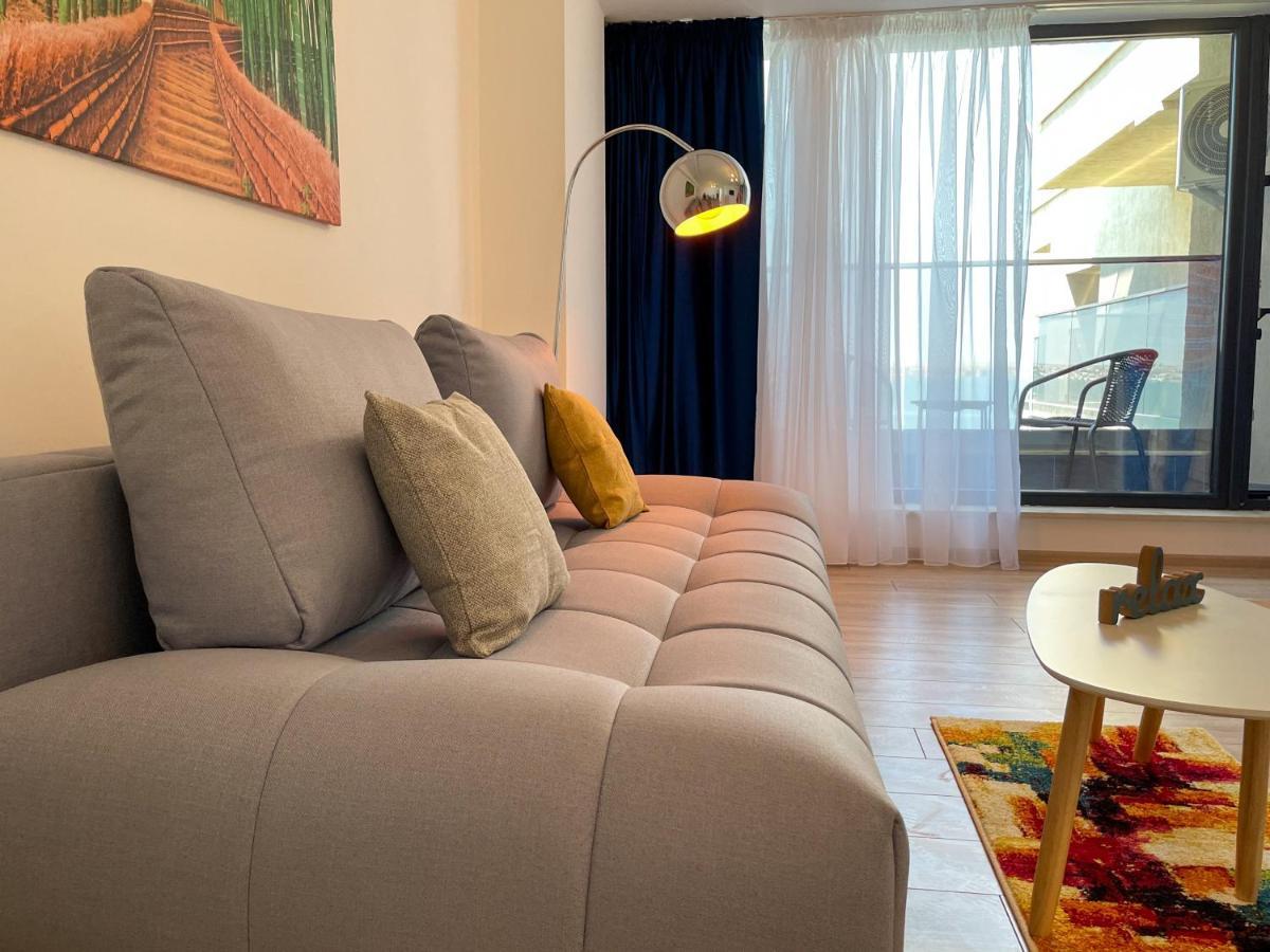 Azure Sea Apartments - Bychoice Mamaia Buitenkant foto