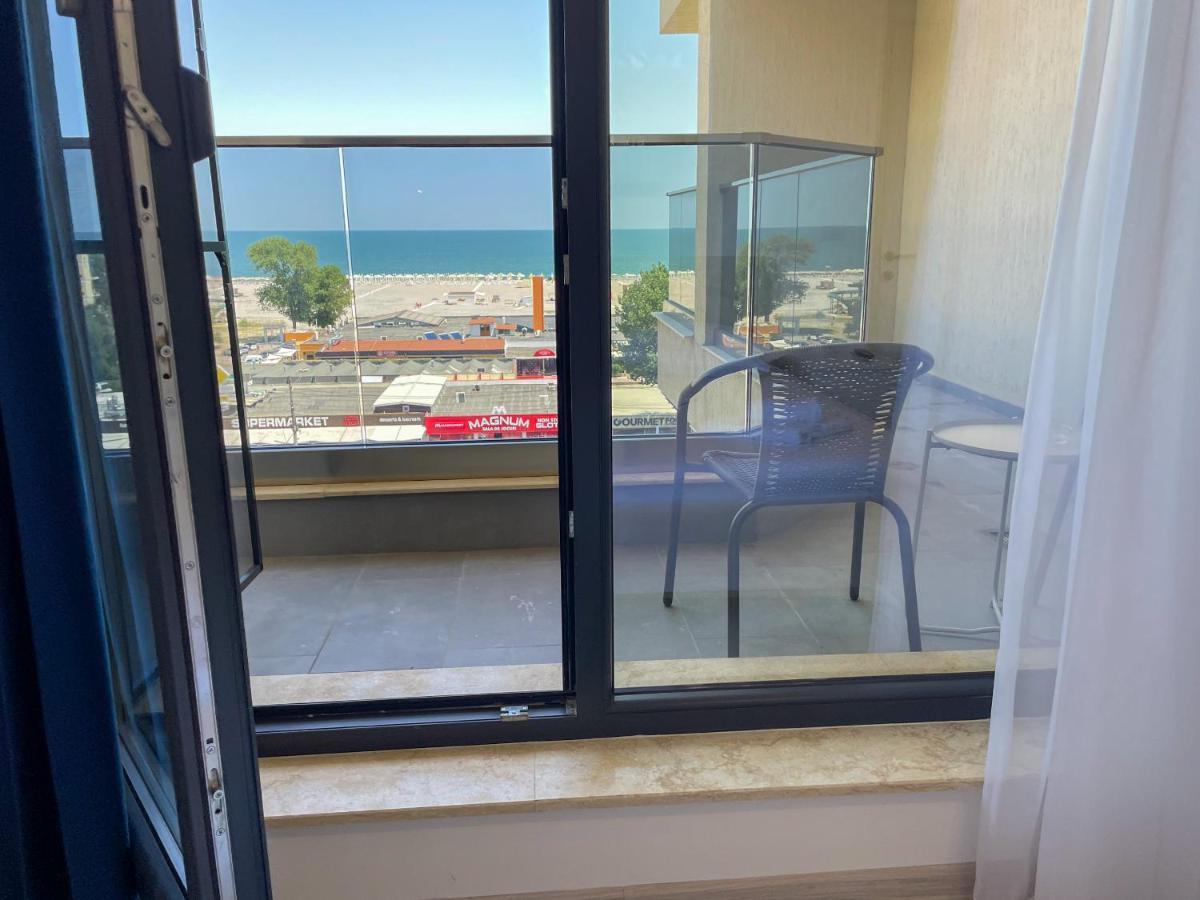 Azure Sea Apartments - Bychoice Mamaia Buitenkant foto