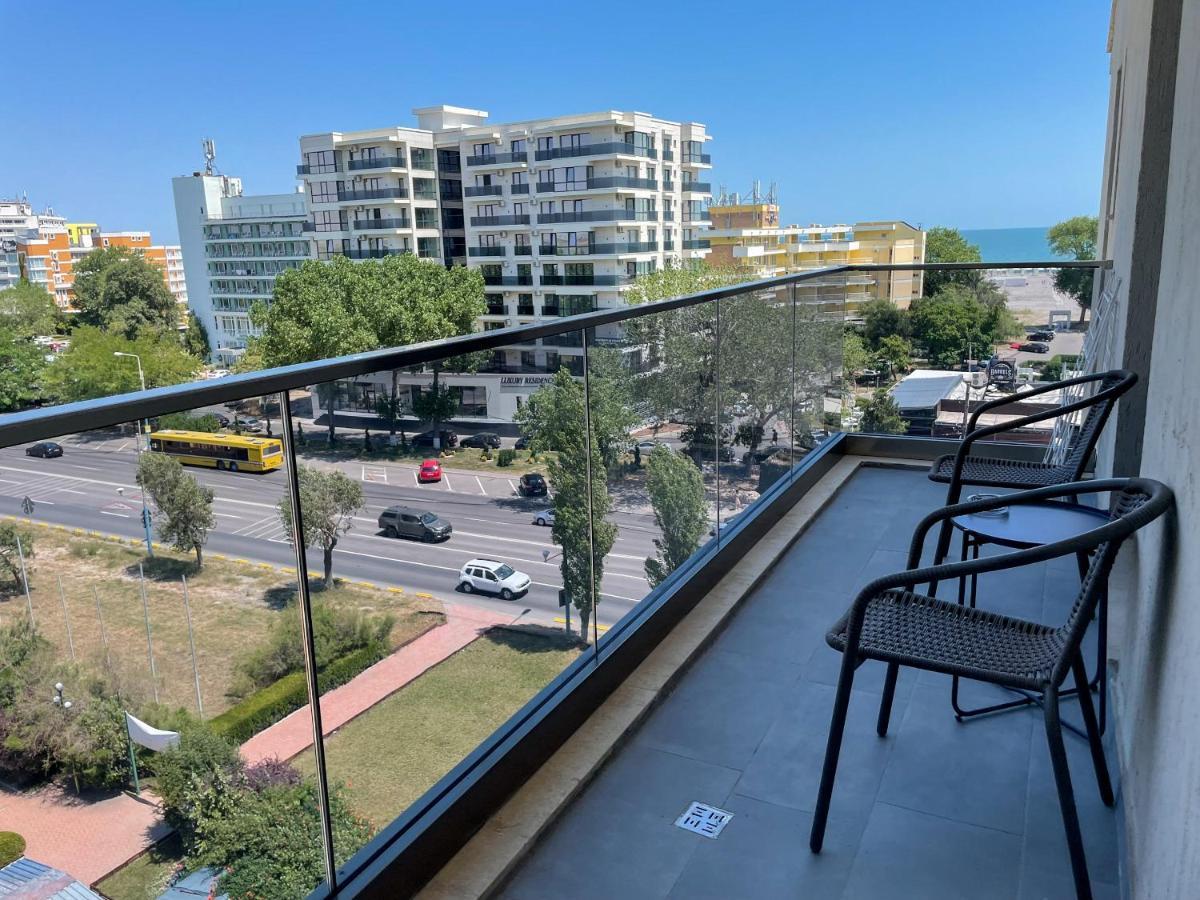 Azure Sea Apartments - Bychoice Mamaia Buitenkant foto