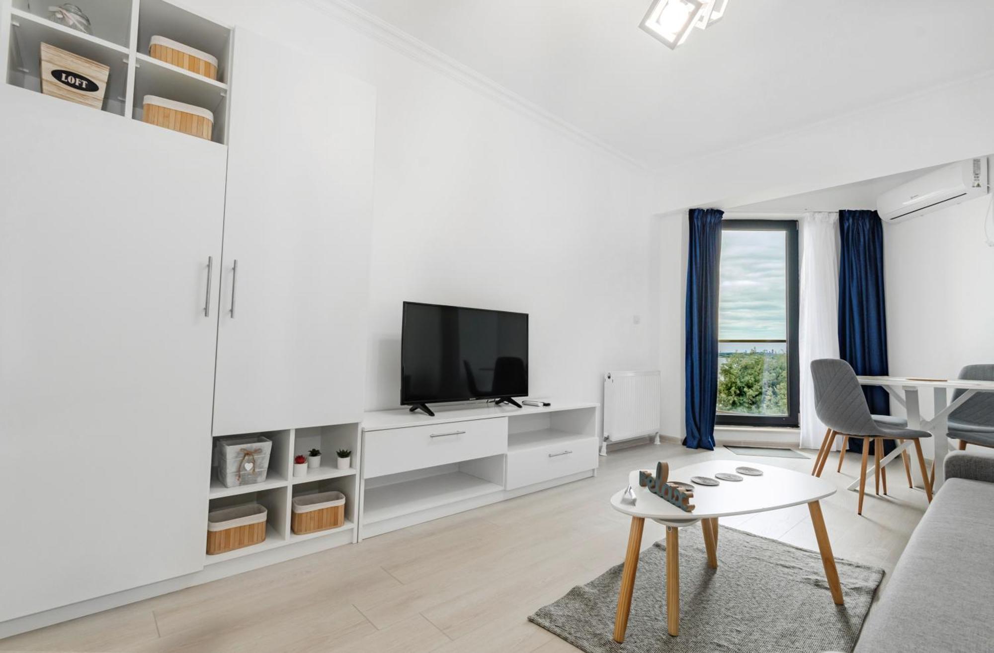 Azure Sea Apartments - Bychoice Mamaia Buitenkant foto
