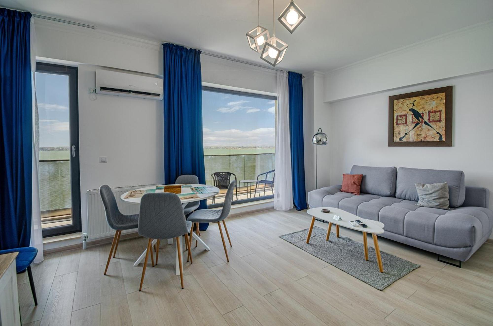 Azure Sea Apartments - Bychoice Mamaia Buitenkant foto