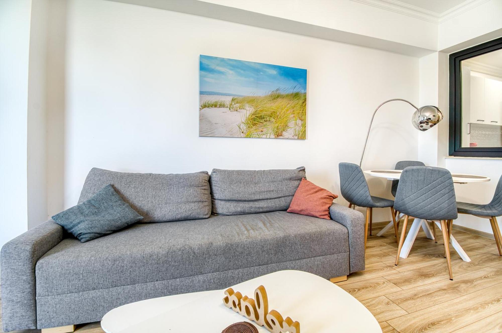Azure Sea Apartments - Bychoice Mamaia Buitenkant foto
