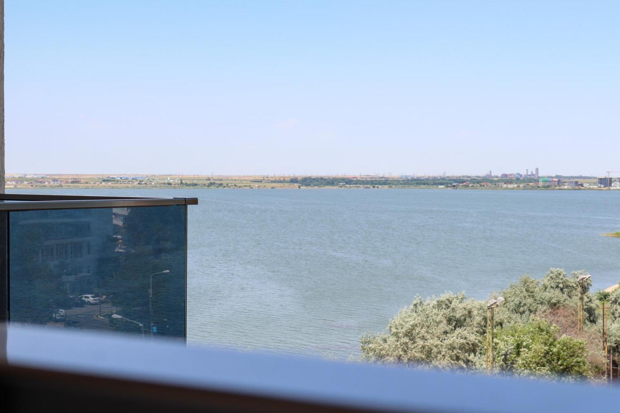 Azure Sea Apartments - Bychoice Mamaia Buitenkant foto